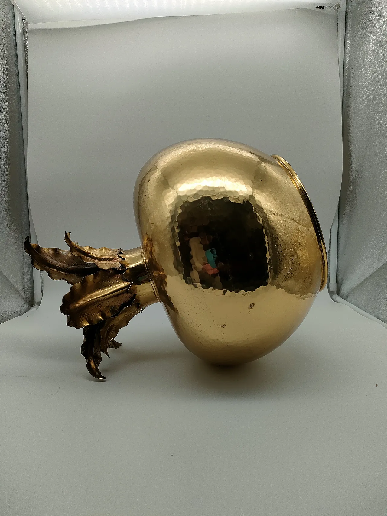 Vaso ottone by Tommaso Barbi, anni '70 9