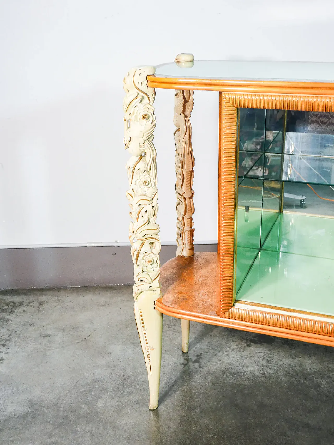 Credenza in legno e vetro, anni '40 5