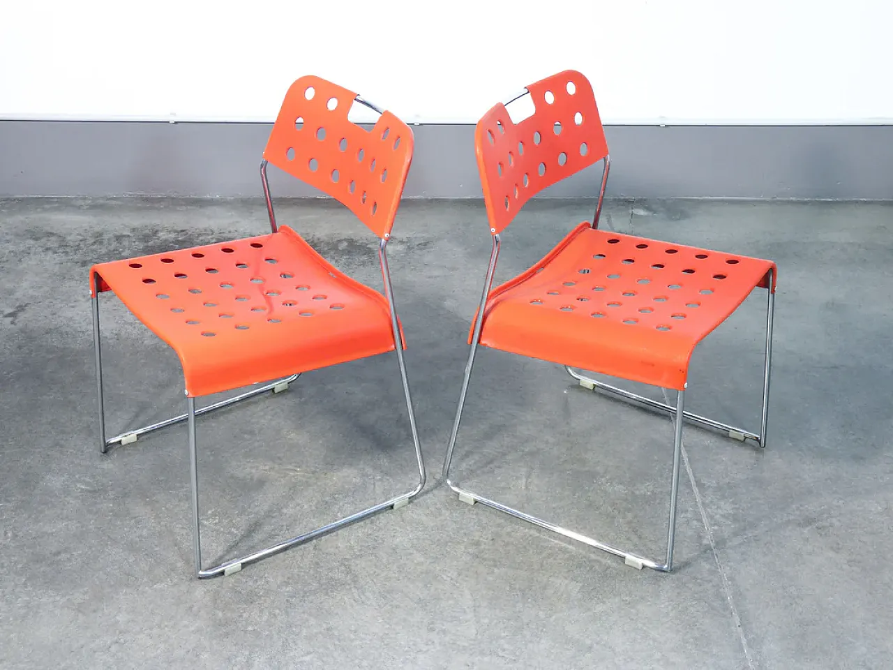 7 Omstak plastic and metal chairs, 1970s 14
