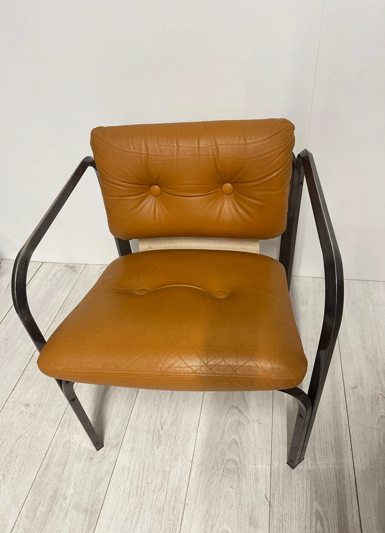 4 Leather armchairs, 1970s 9