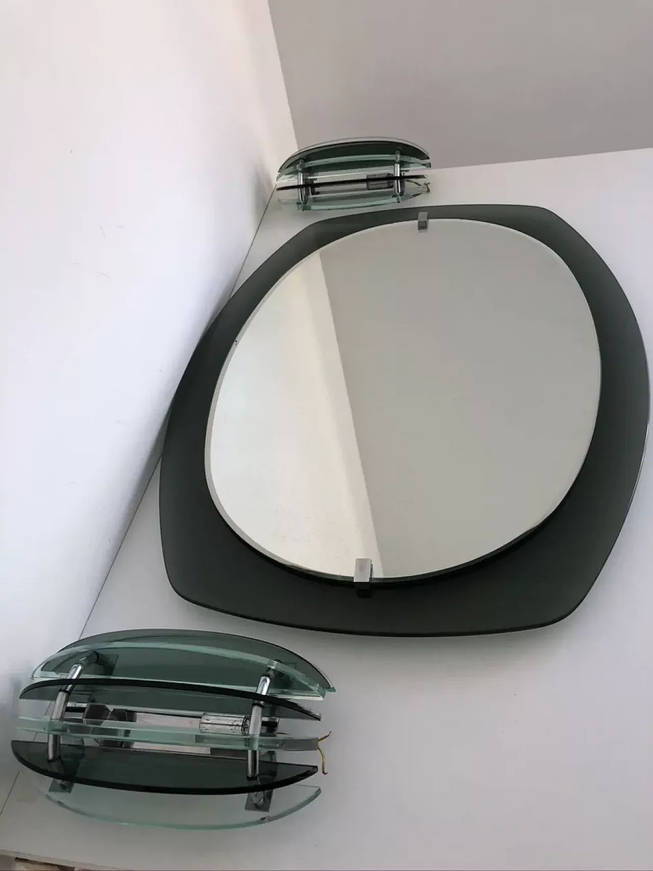 Pair of wall lamps with mirror by Veca, 1970s 4