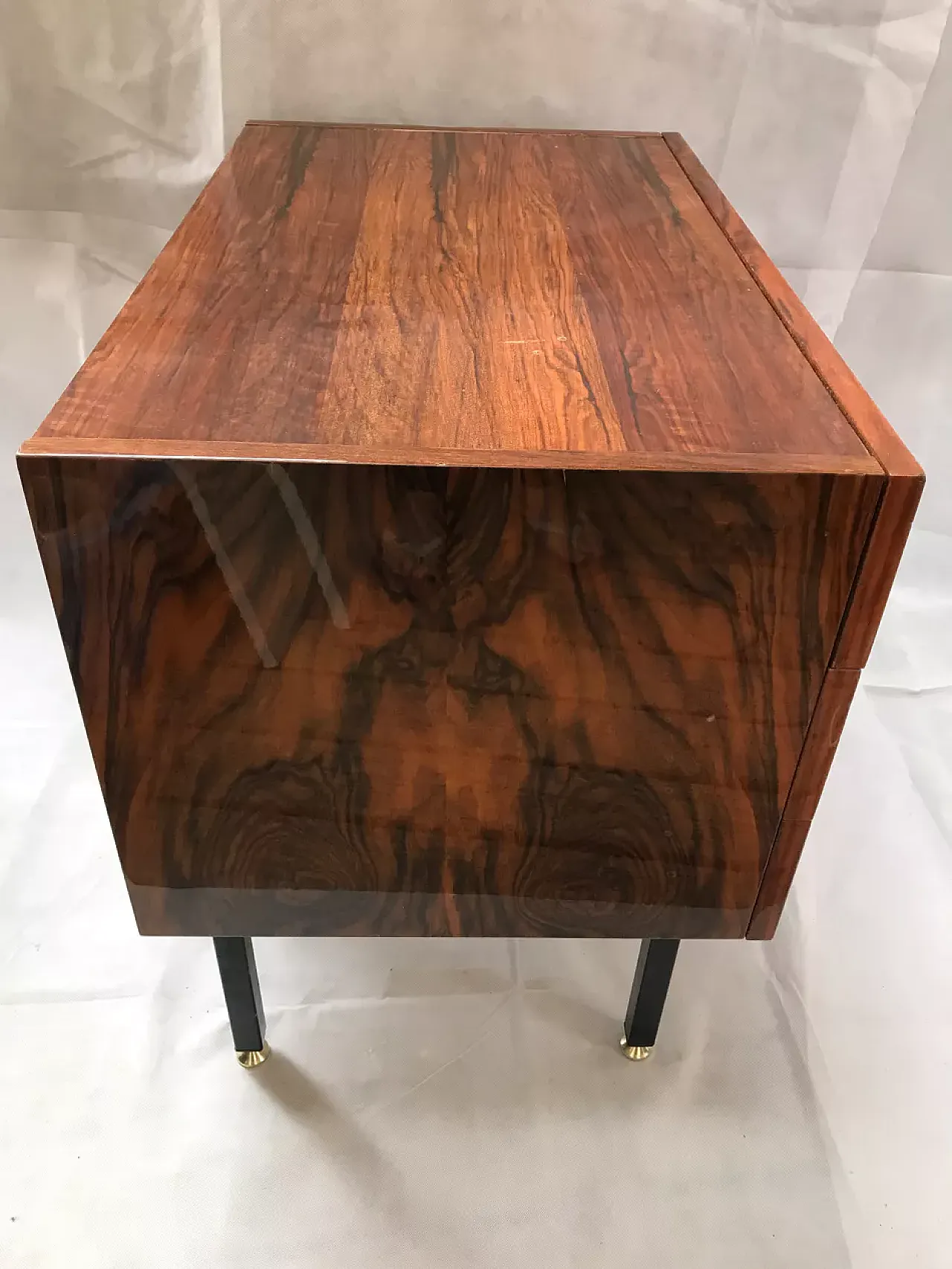 Lacquered chest of drawers with rosewood veneer, late 20th century 2
