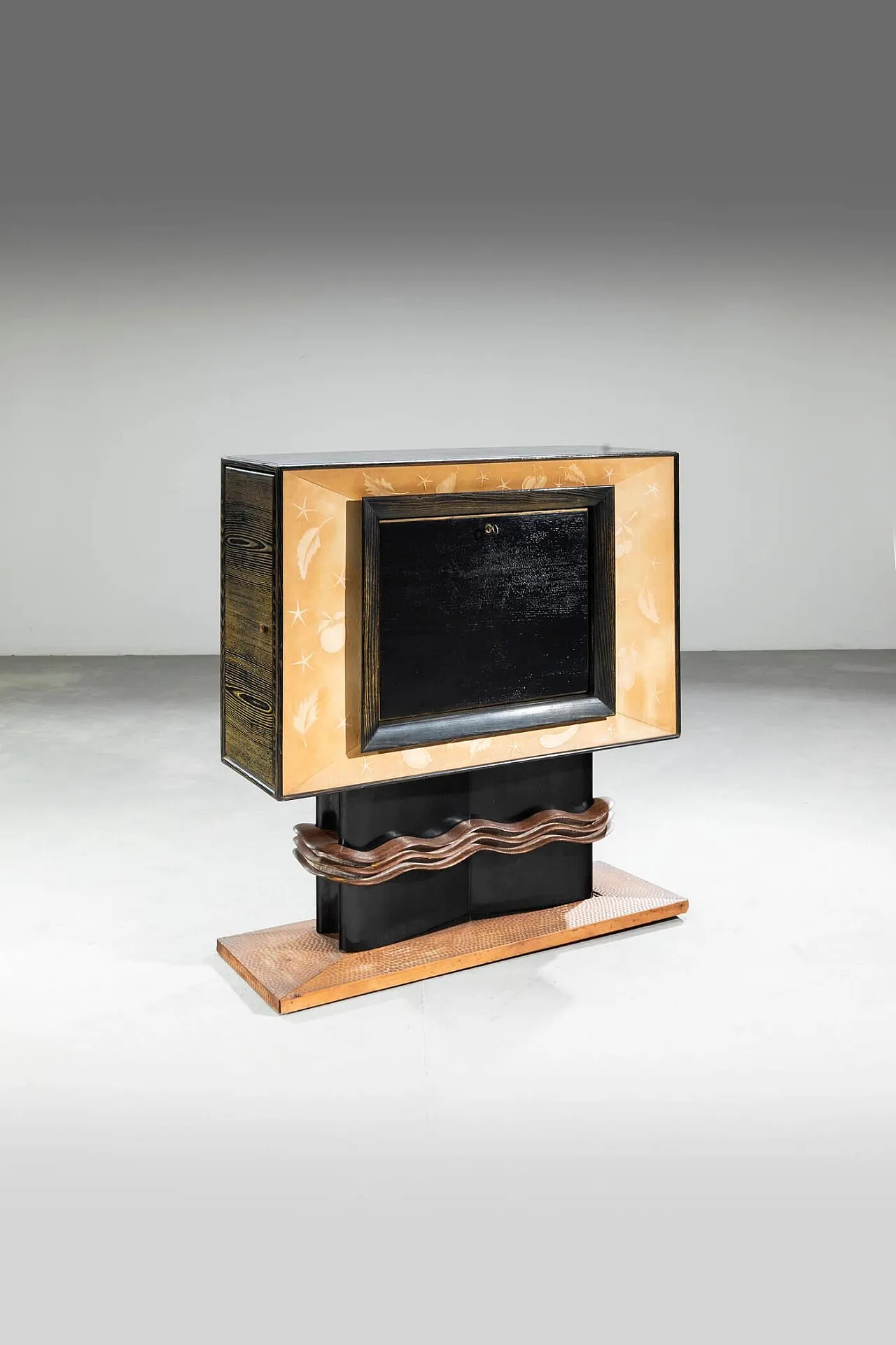 Bar cabinet by Vittorio Valabrega for Valabrega, 1940s 2