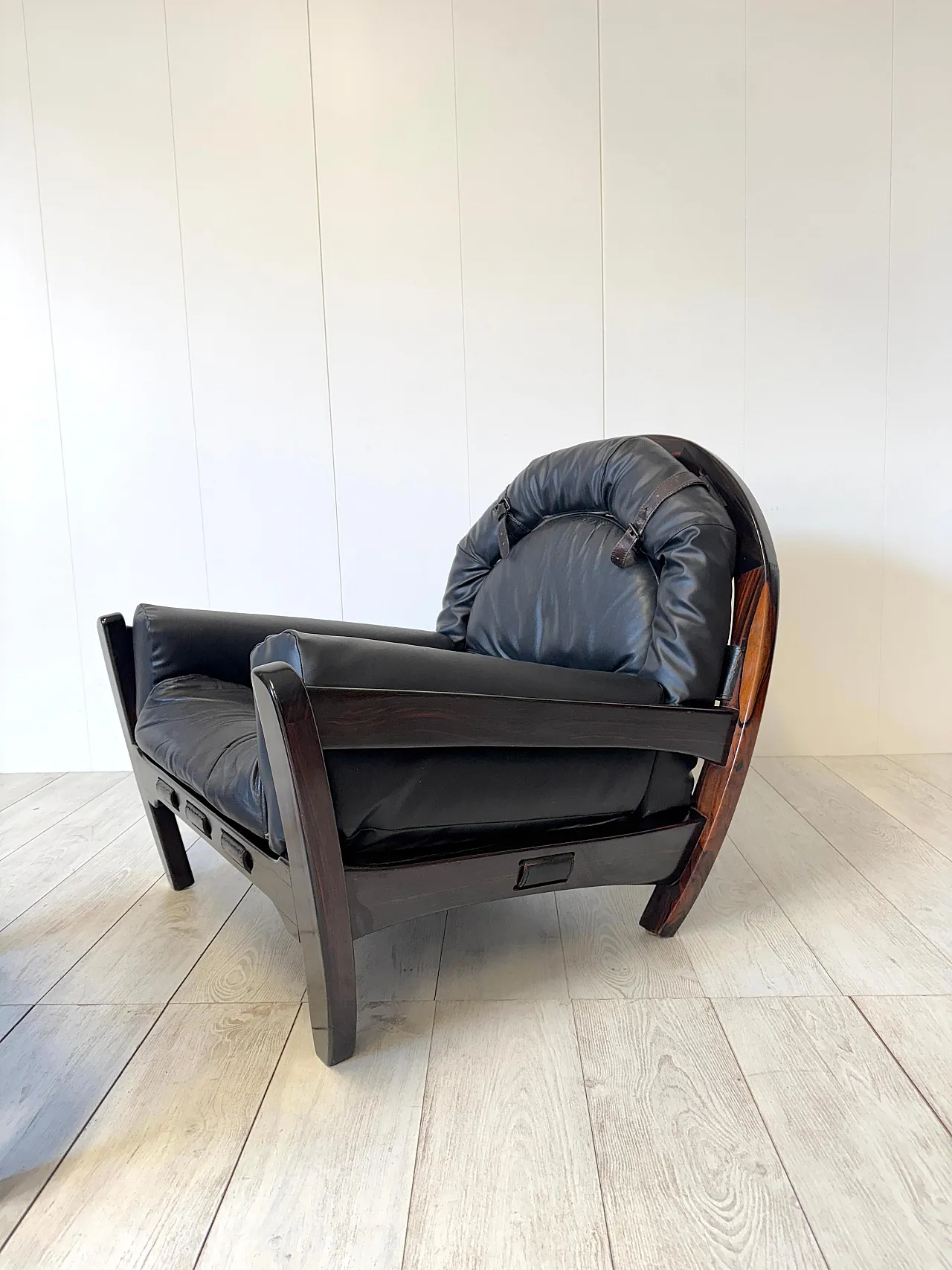 Poltrona e pouf Rancero di Luciano Frigerio, anni '70 5