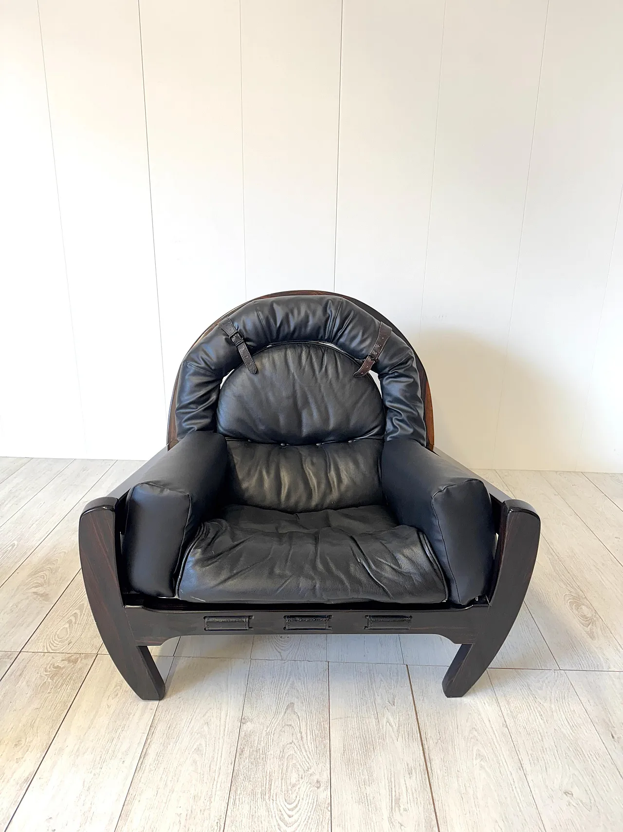 Poltrona e pouf Rancero di Luciano Frigerio, anni '70 6