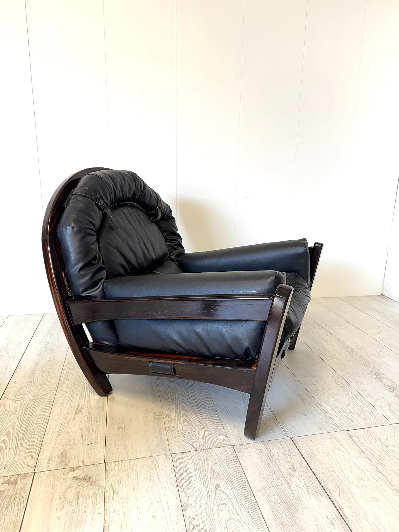 Poltrona e pouf Rancero di Luciano Frigerio, anni '70 7