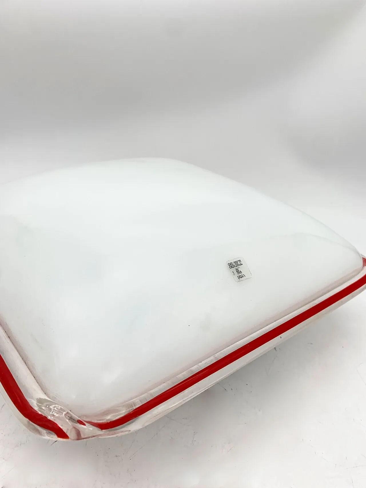 Coppia di plafoniere in vetro di Murano attribuite a Venini, anni '70 3