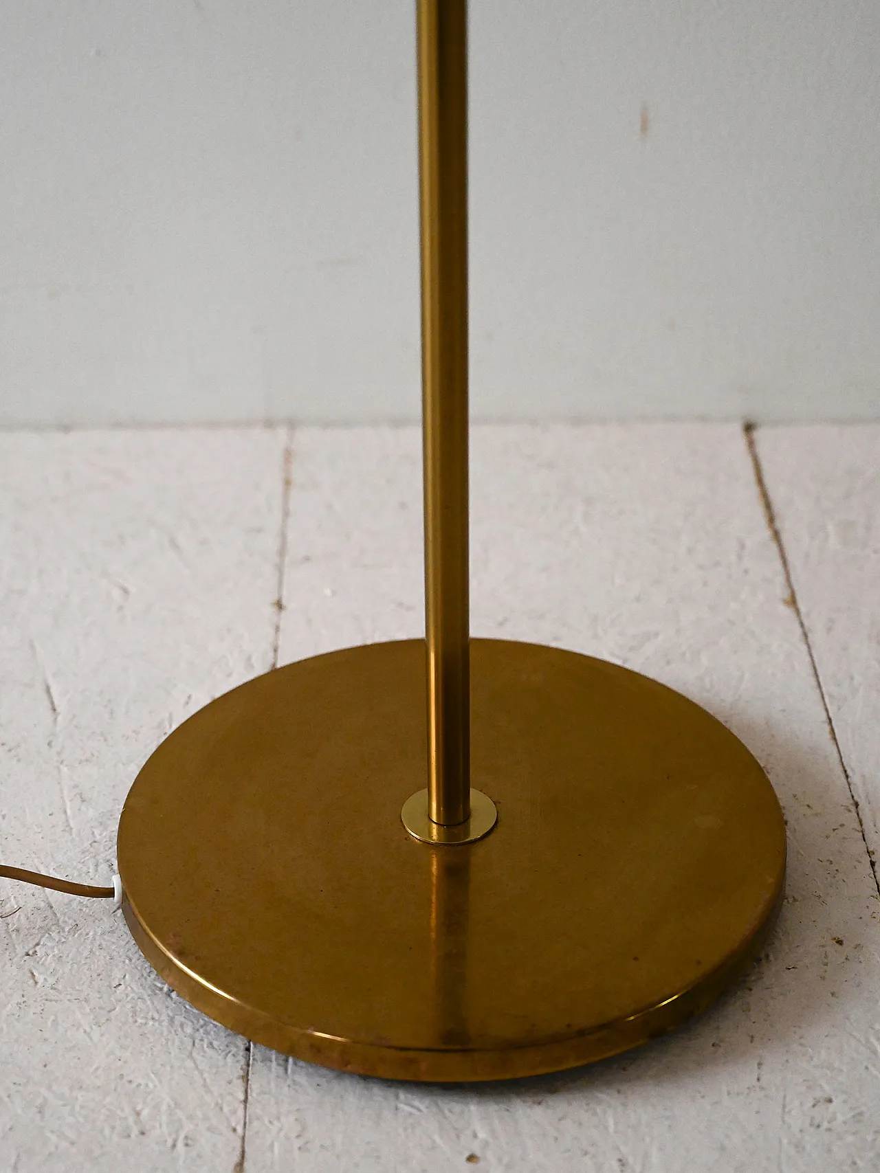 Scandinavian floor lamp in brass and fabric, 70s 6