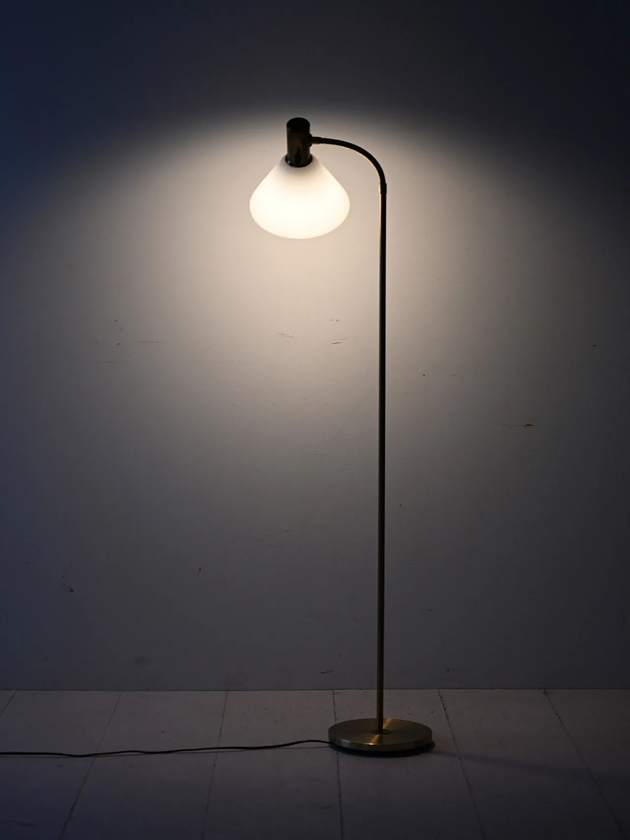 Scandinavian land lamp in brass, 1950s 1