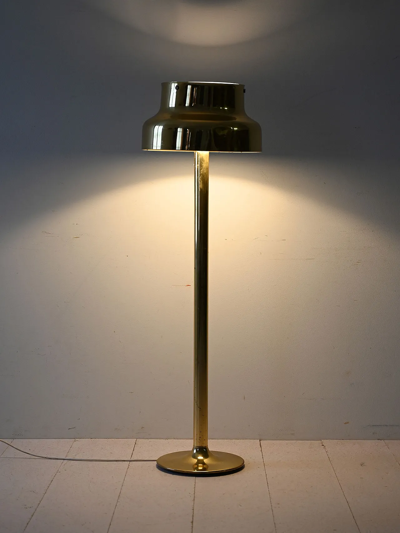 Anders Pehrson's brass ground lamp 1