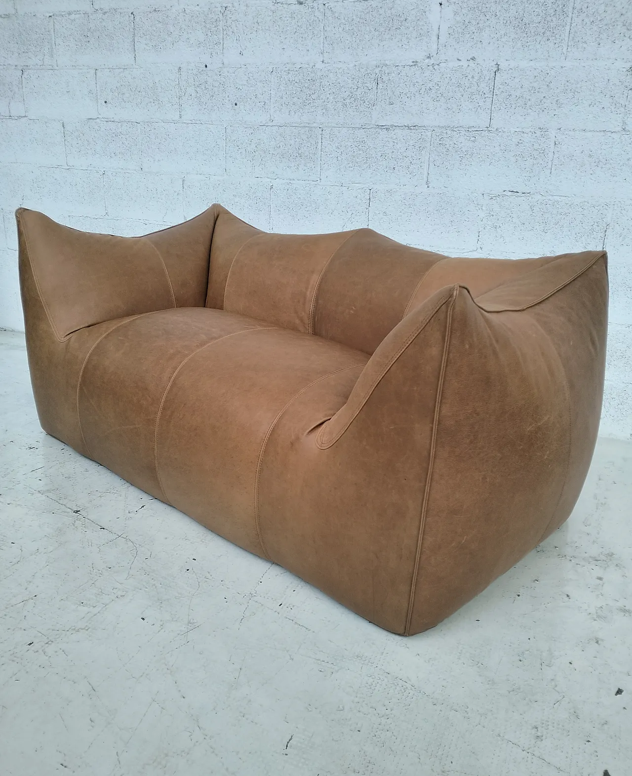 Le Bambole natural leather sofa by Mario Bellini for B&B Italia 1970s 23