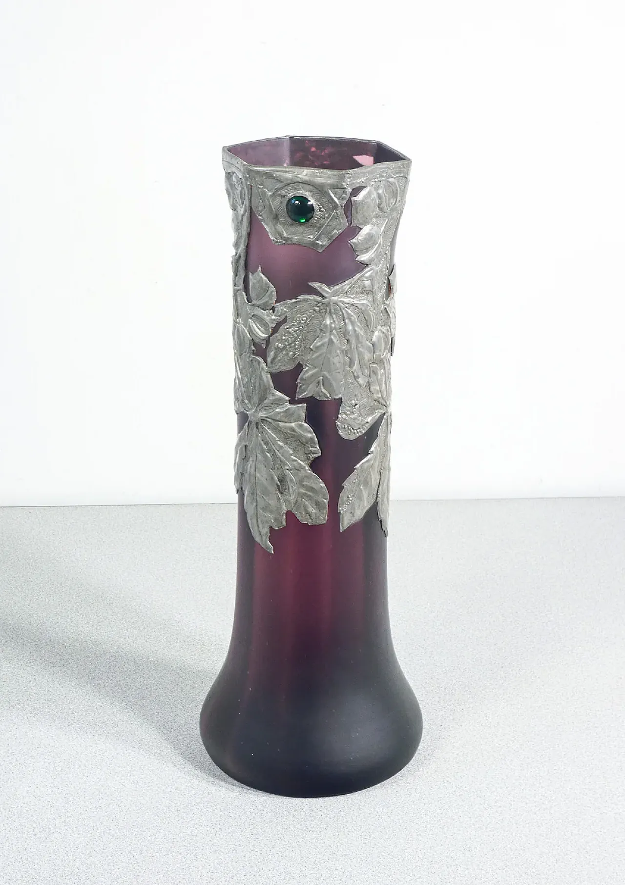 Blown glass and metal vase, early 20th century 4