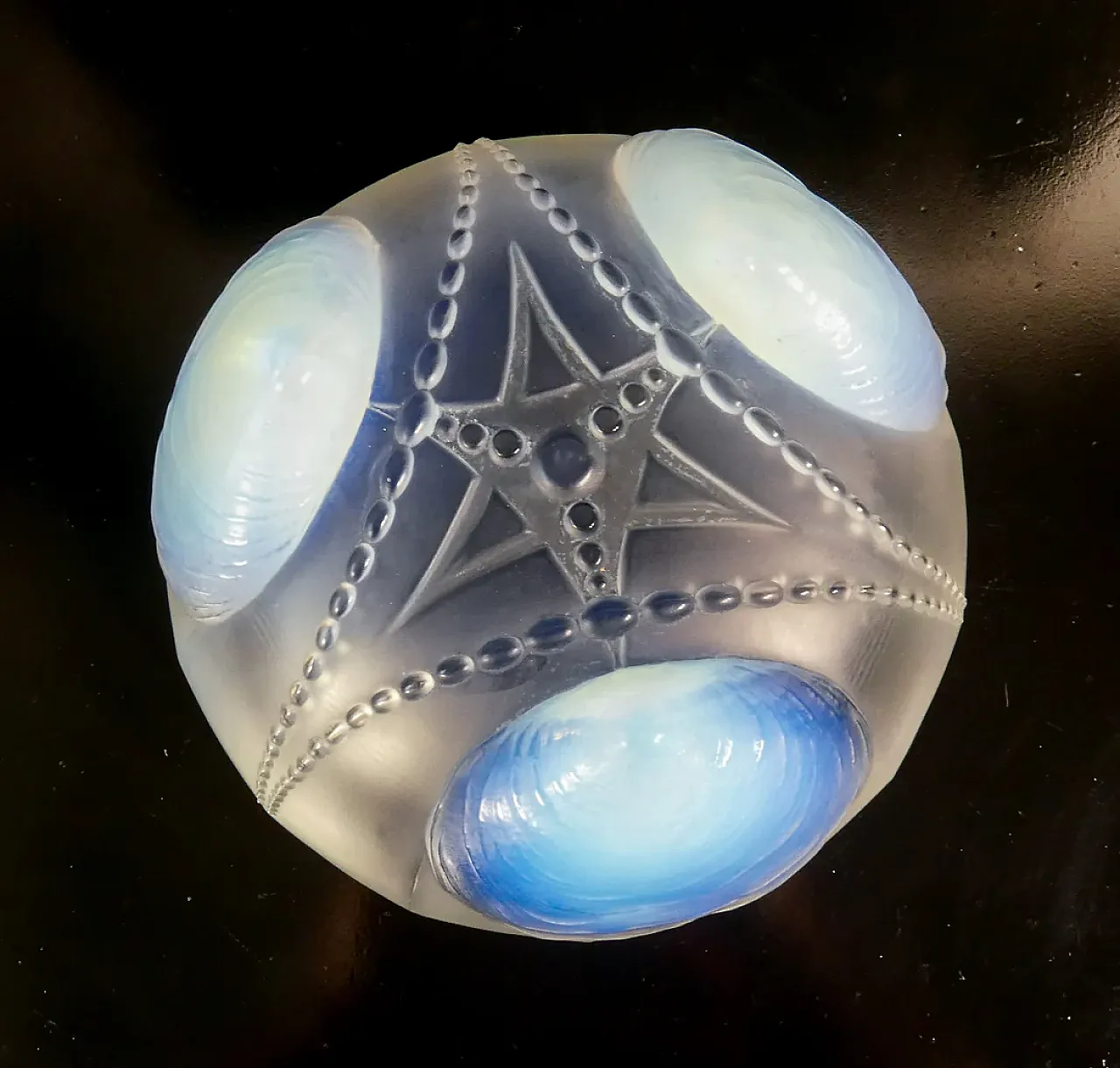 Vaso in vetro opalescente, anni '30 8