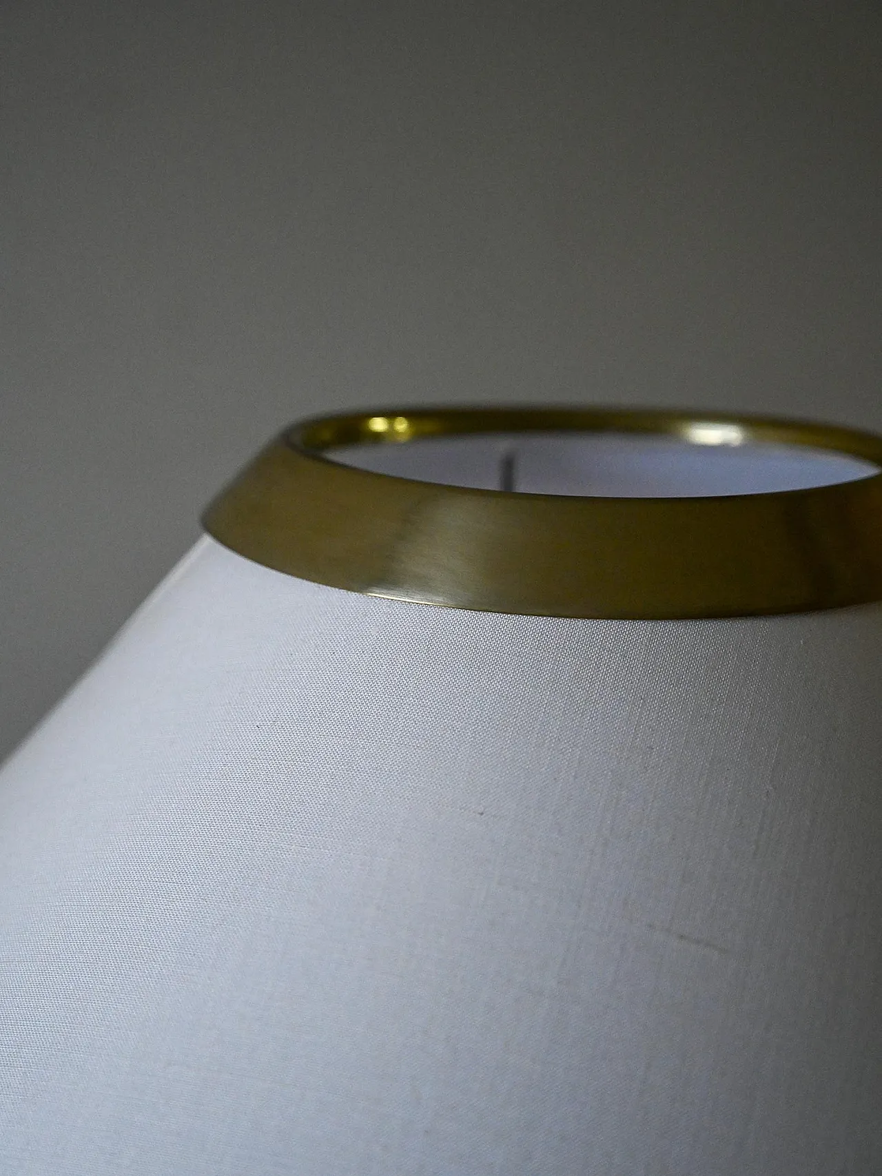 Pair of Scandinavian lamps in brass, 70s 4