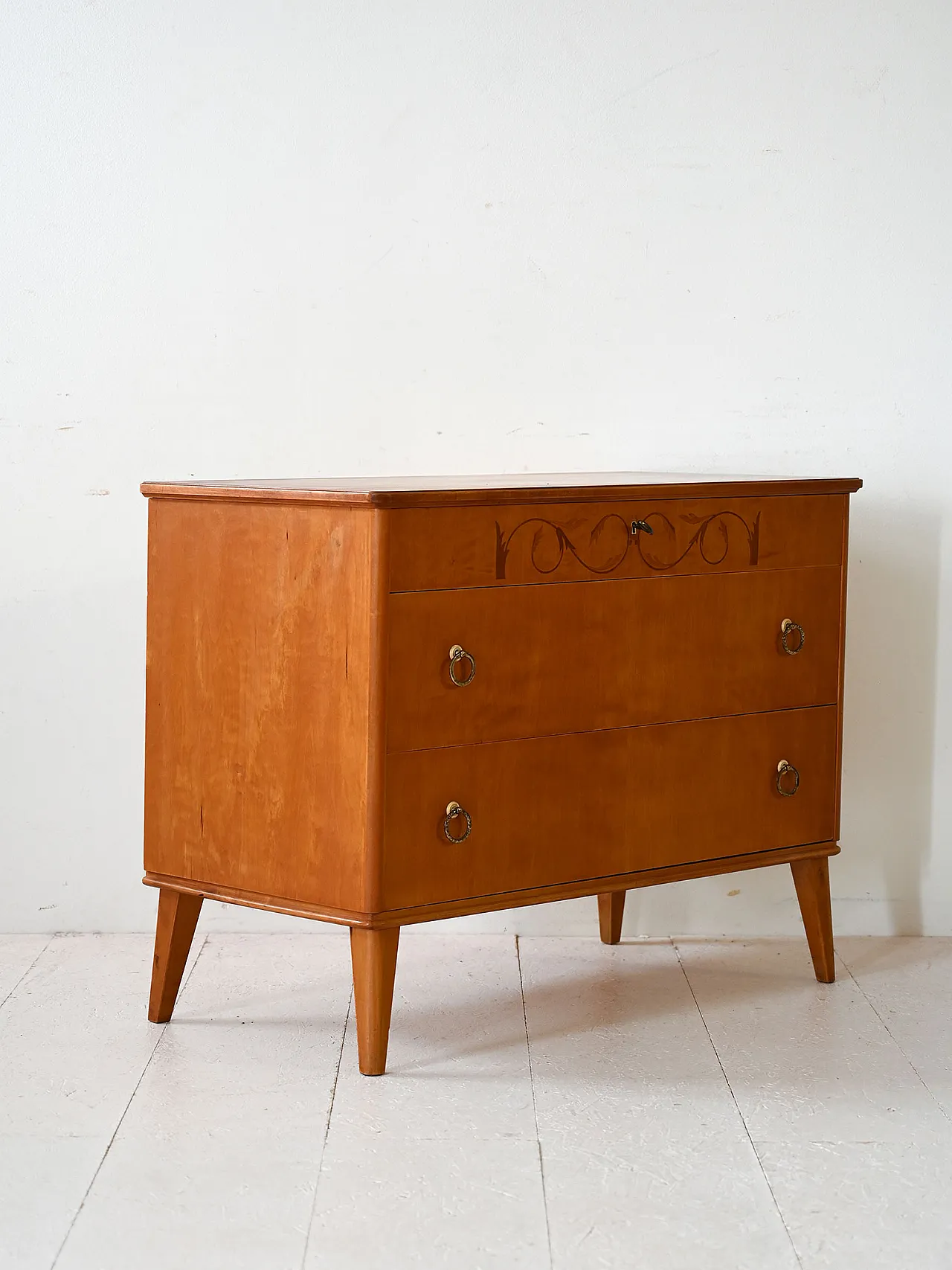 Scandinavian chest of drawers in oak and root 3