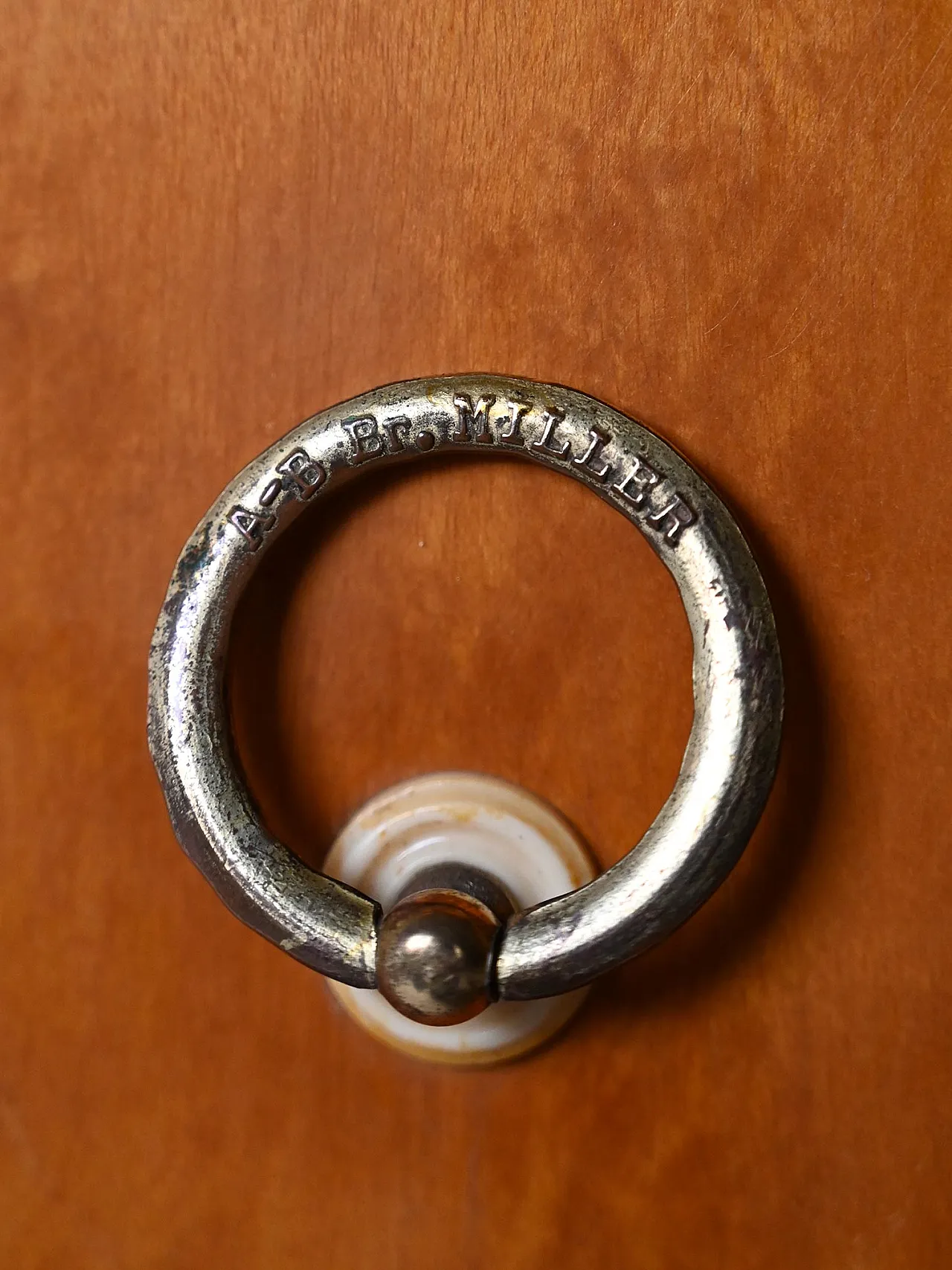 Scandinavian chest of drawers in oak and root 8