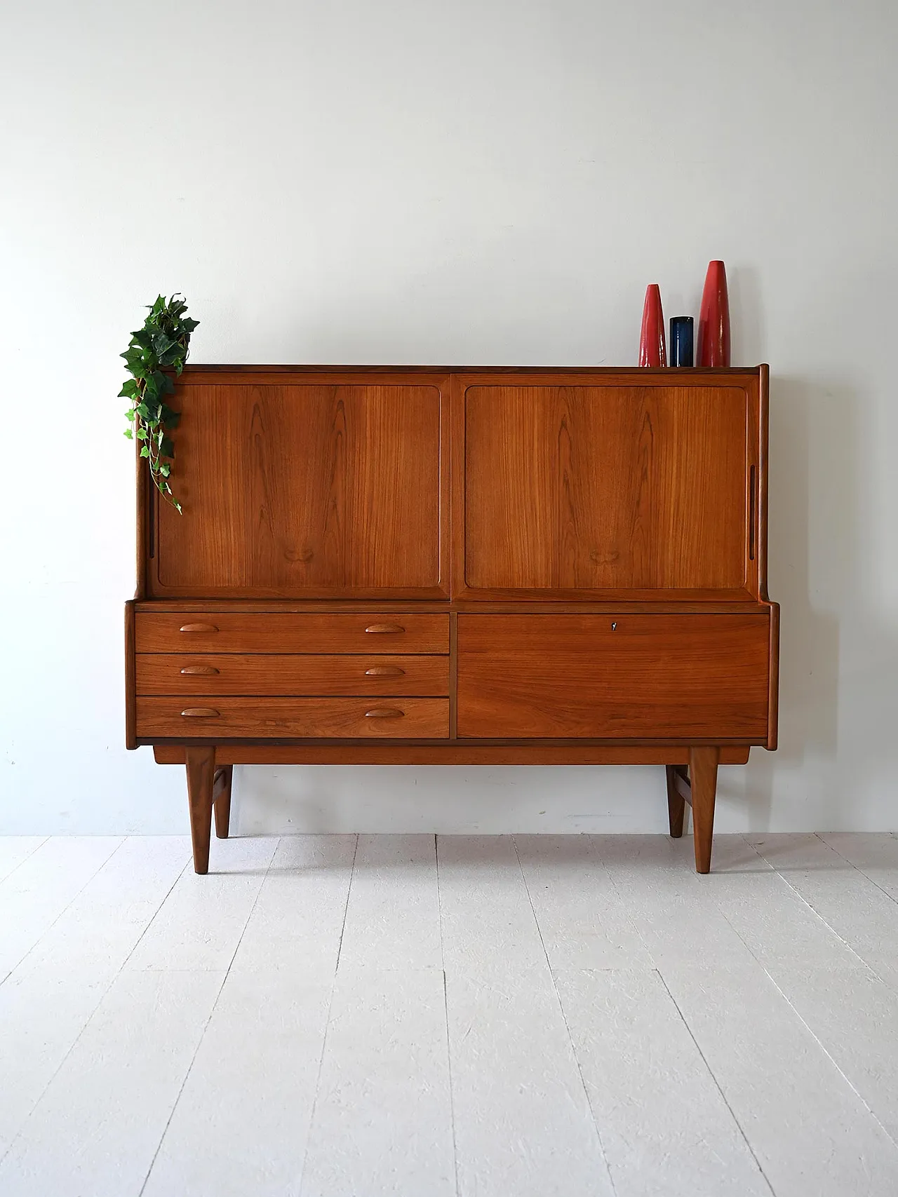 Credenza alta scandinava in teak, anni '60 1