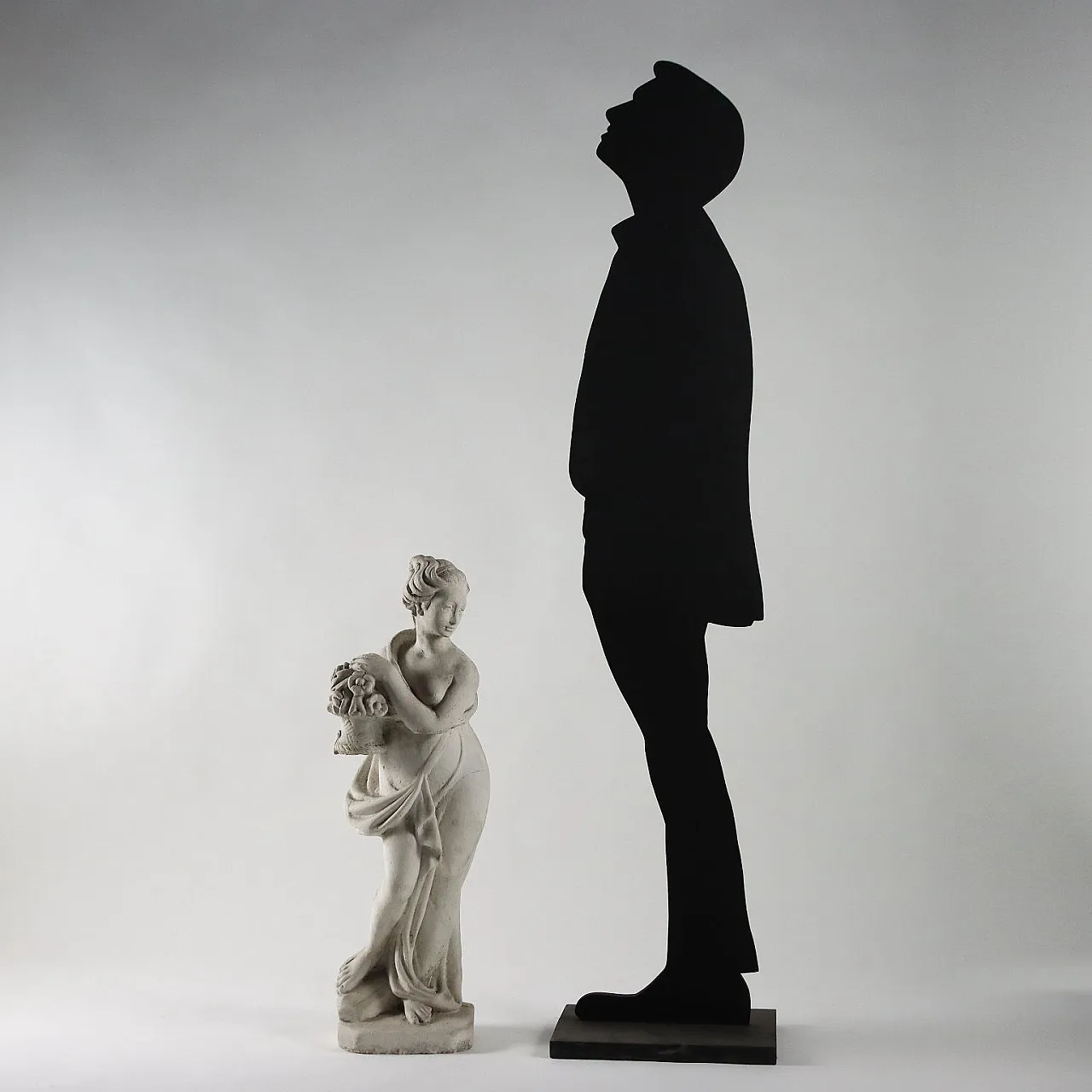 Plaster garden sculpture of the allegory of spring 2