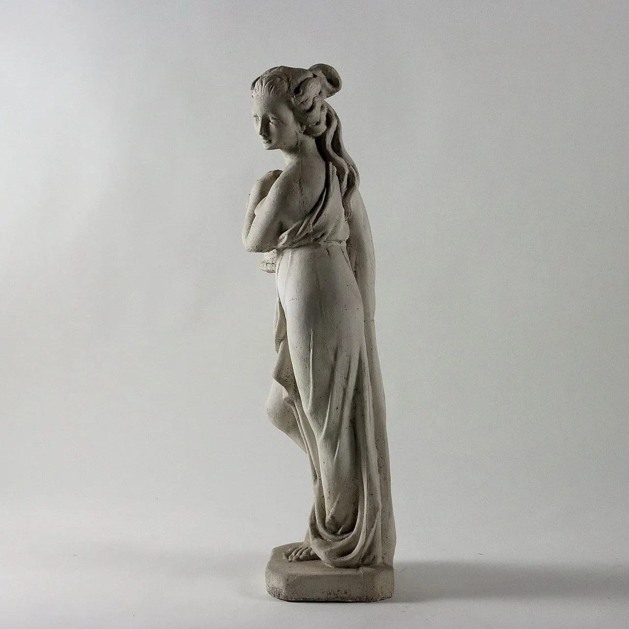 Plaster garden sculpture of the allegory of spring 7