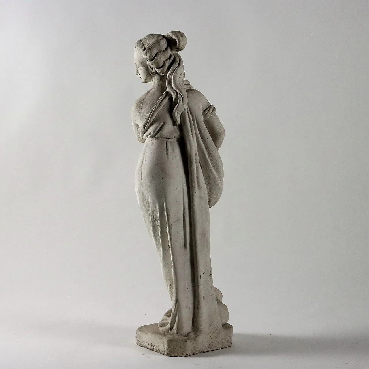 Plaster garden sculpture of the allegory of spring 8