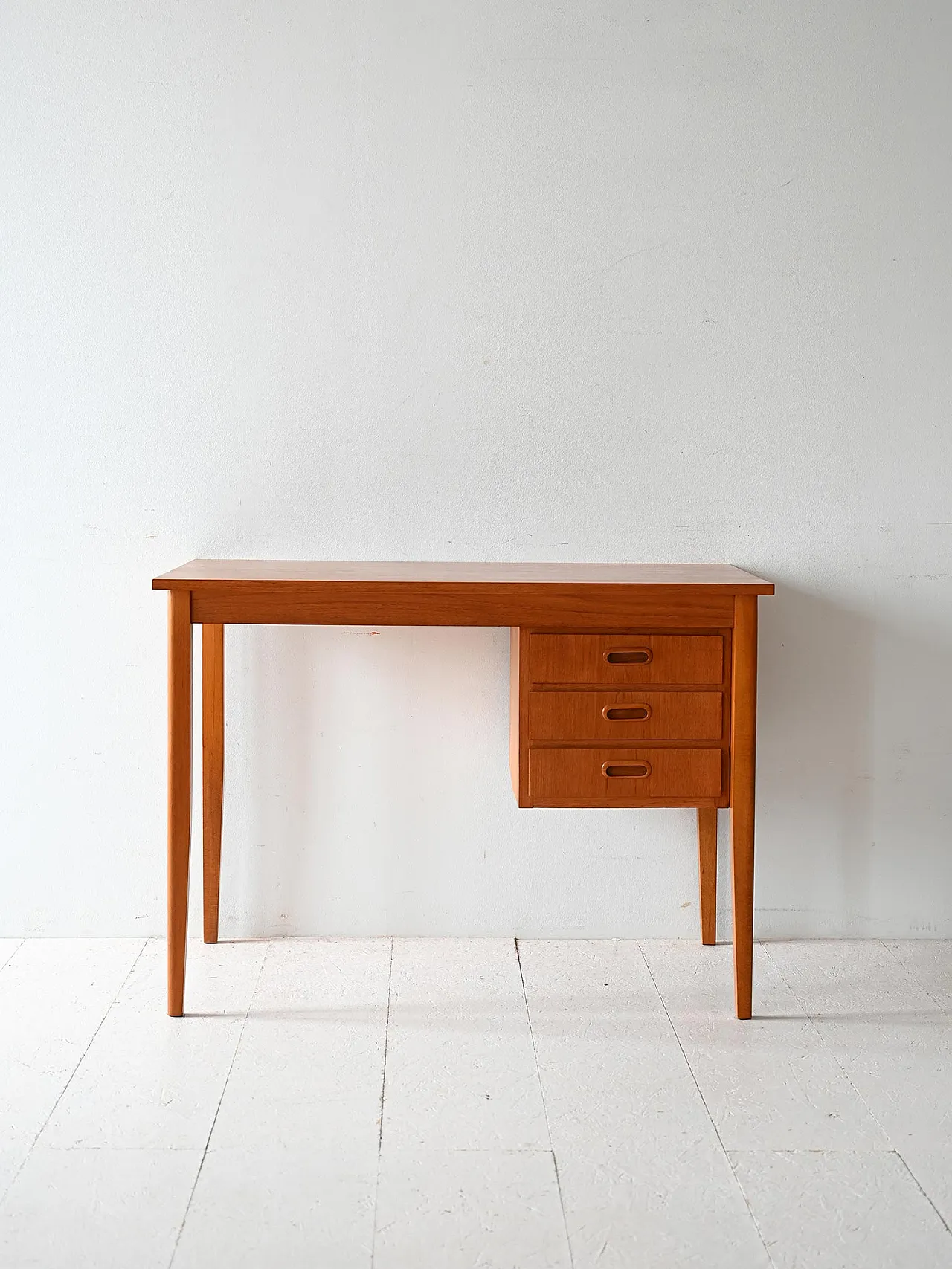 Scandinavian Teak desk with three drawers 3