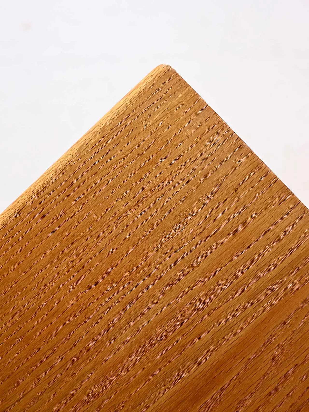 Scandinavian Cabinet in oak with rattan doors 6