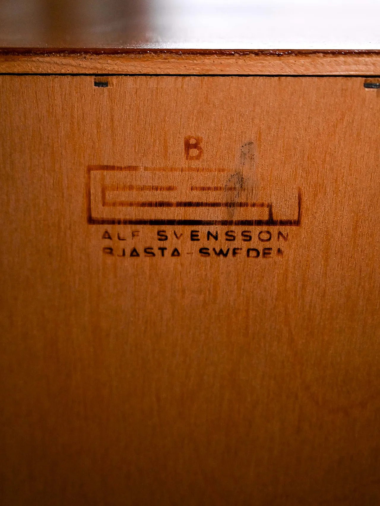 Scandinavian Cabinet in oak with rattan doors 11