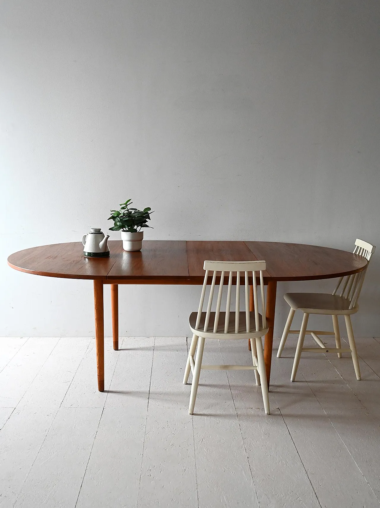 Round table Malta by Nils Jonsson, 60s 1