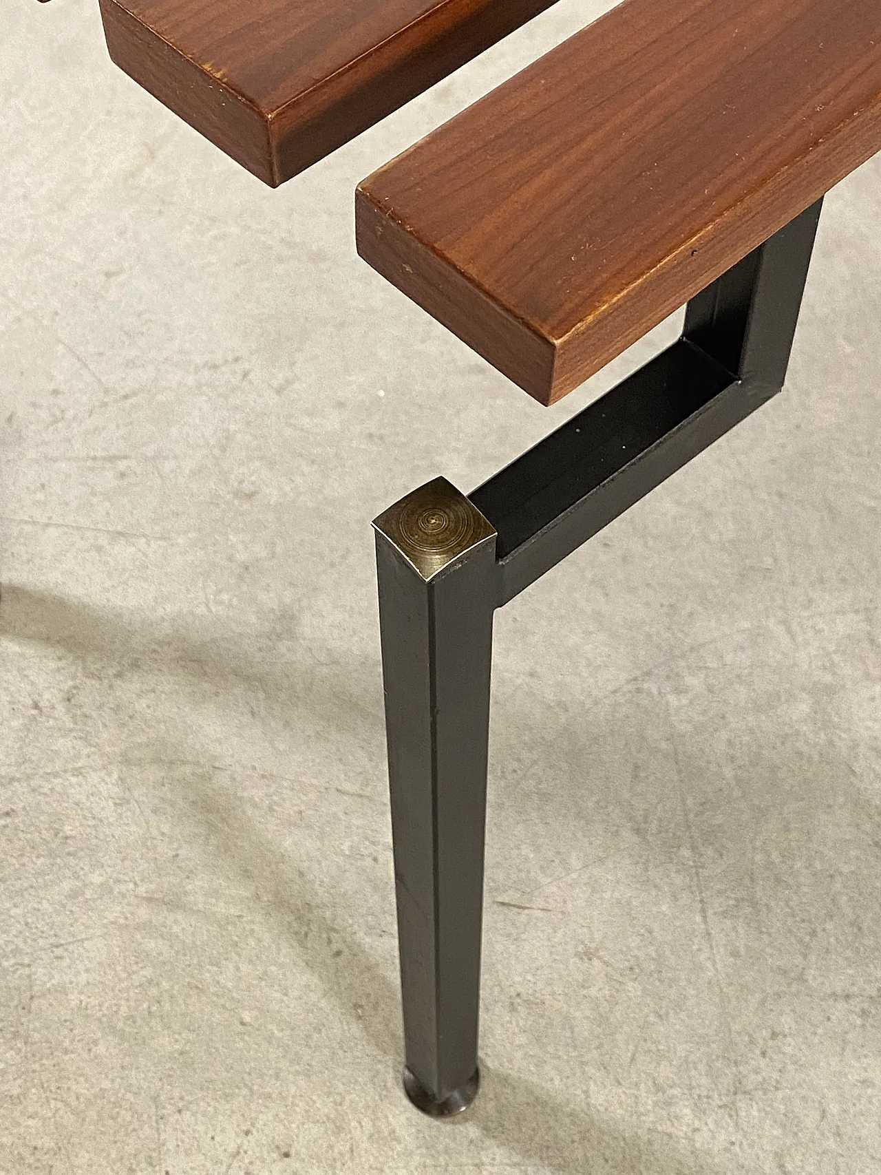 Panchetta in legno di teak, anni '60 4