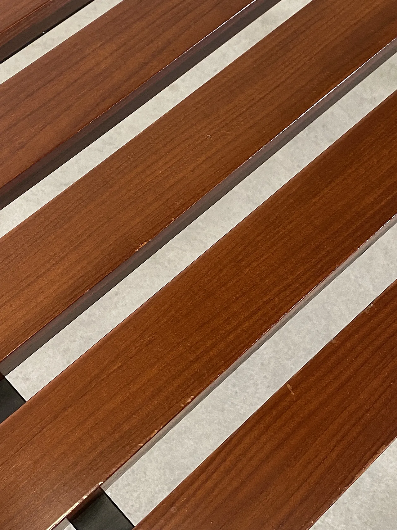 Panchetta in legno di teak, anni '60 9