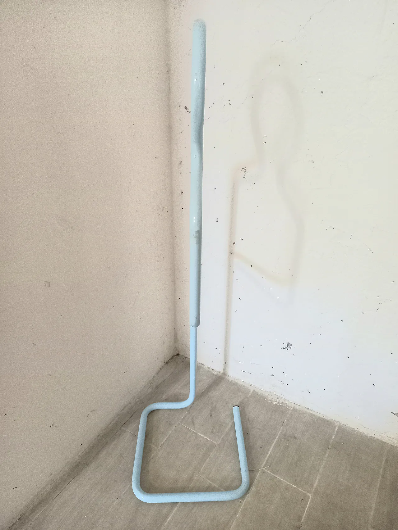 Anthropomorphic hanger Pierre Cardin, 70s 4