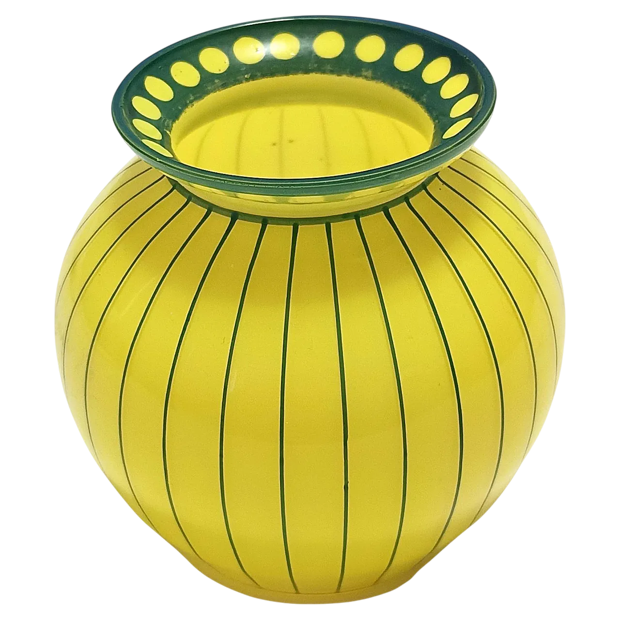 Vaso in vetro giallo e verde Art Déco in stile di Josef Hoffmann, 1920 10