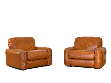 Pair of leather armchairs mod. Piumotto by A. Arrigoni for Busnelli