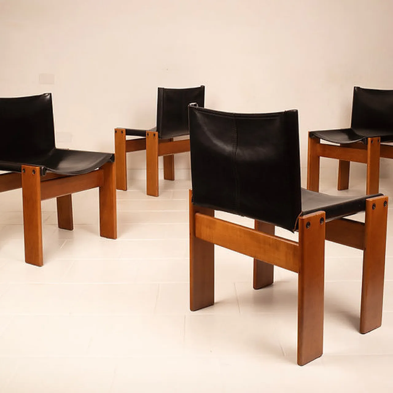 4 Sedie Monk di Afra e Tobia Scarpa per Molteni, anni '70 4