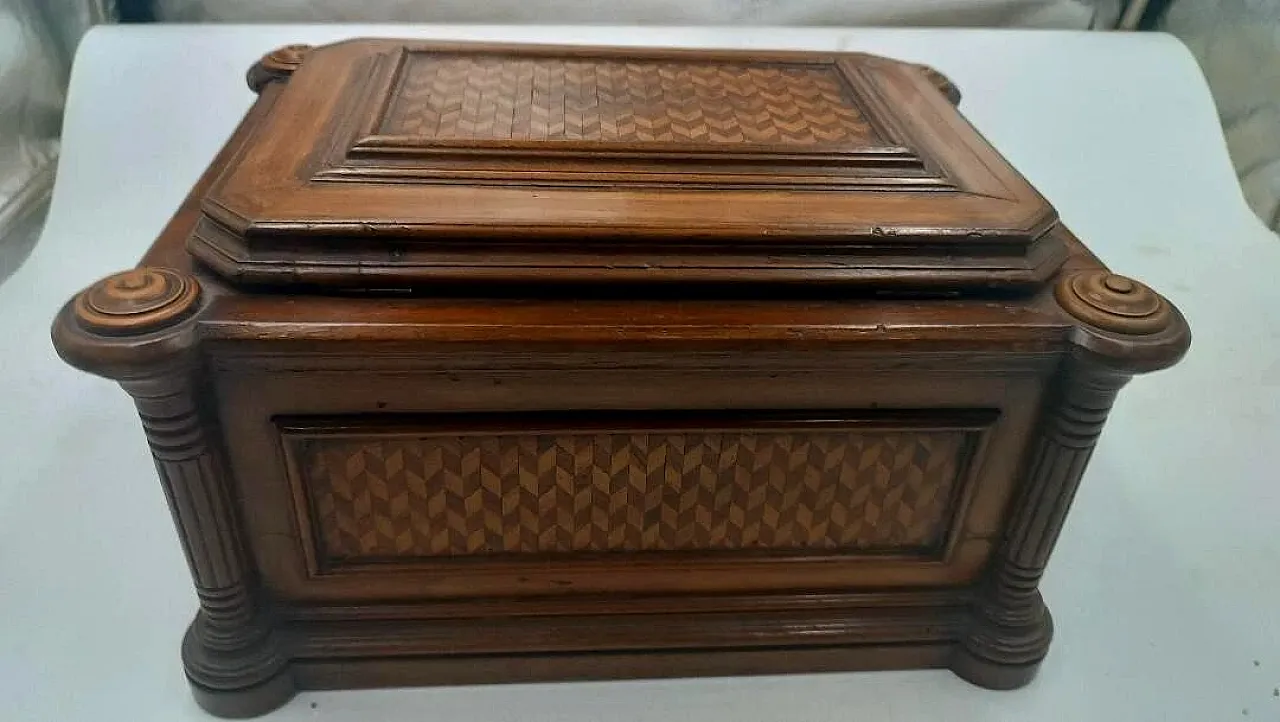 Scatola in legno con intarsi in acero e palissandro, fine '800 5