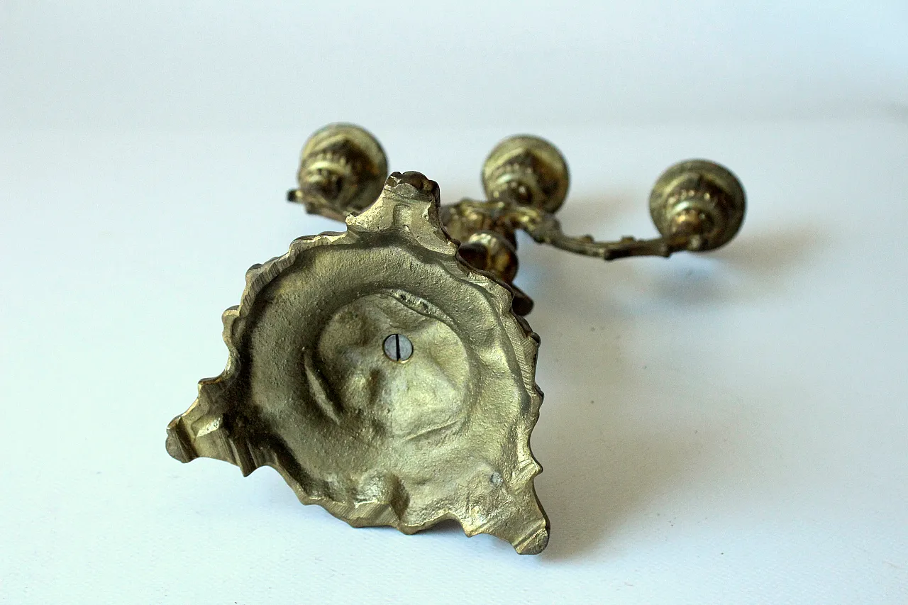 Porta candele a tre braccia in ottone solido, anni '30 9