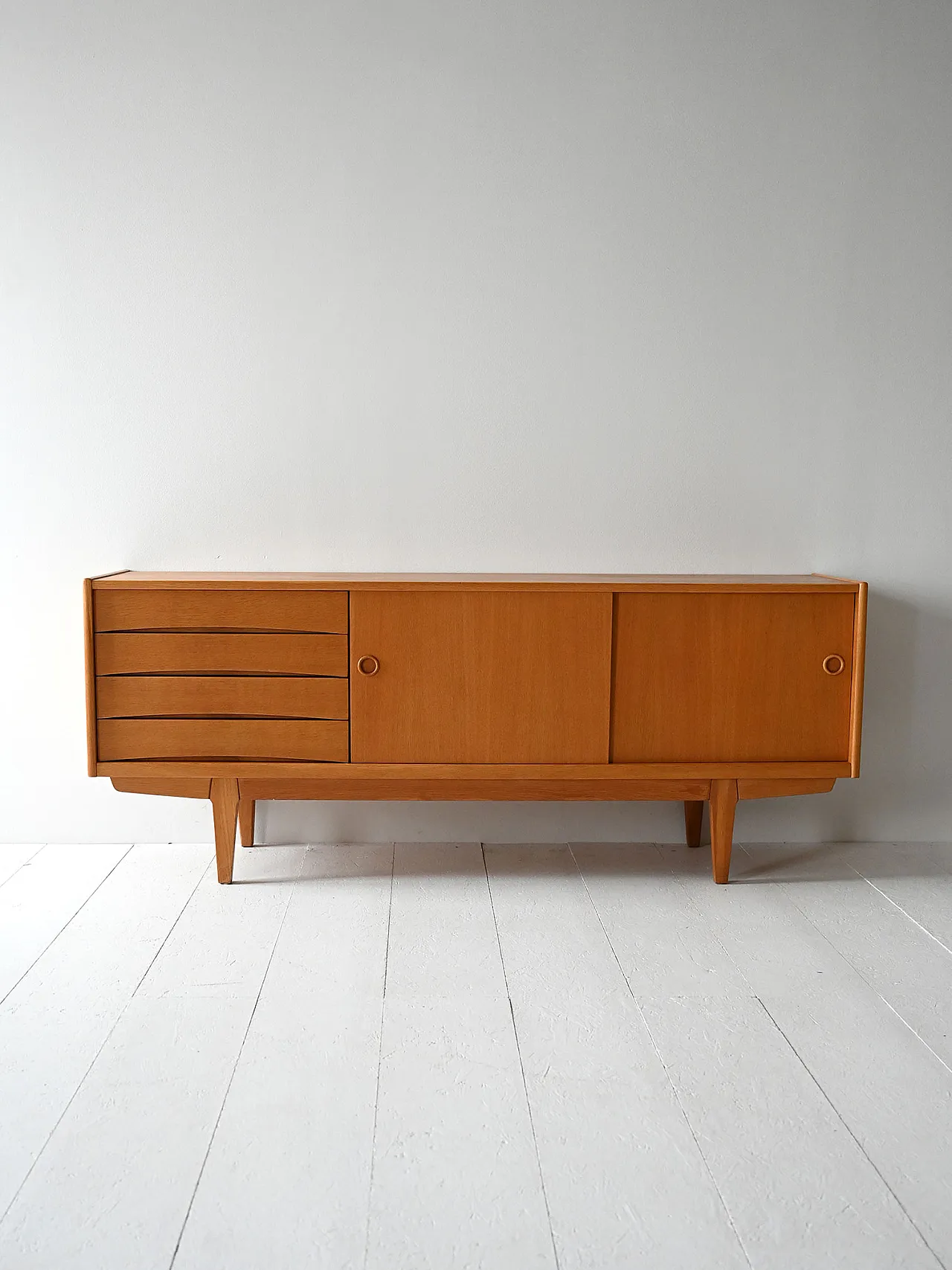 Sideboard scandinavo vintage modello Ulvö 1