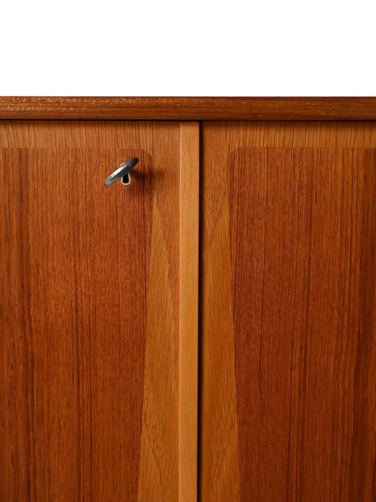 Scandinavian sideboard of 1950s Ulfernts 4