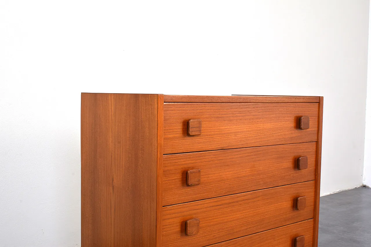 Cassettiera in teak danese, anni '60 10