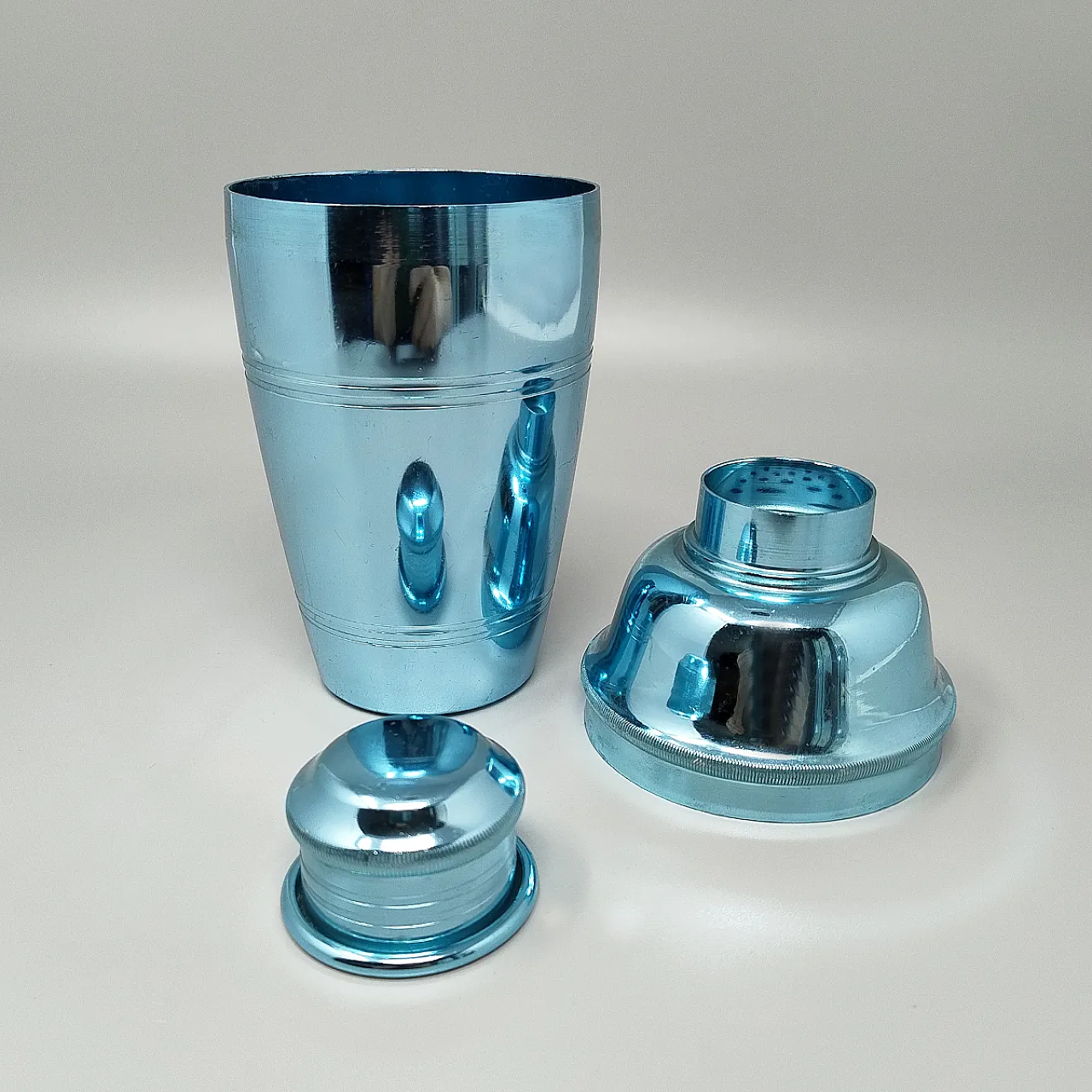 Light Blue Cocktail Shaker by Lumium in Pure Aluminum, 1960s 4
