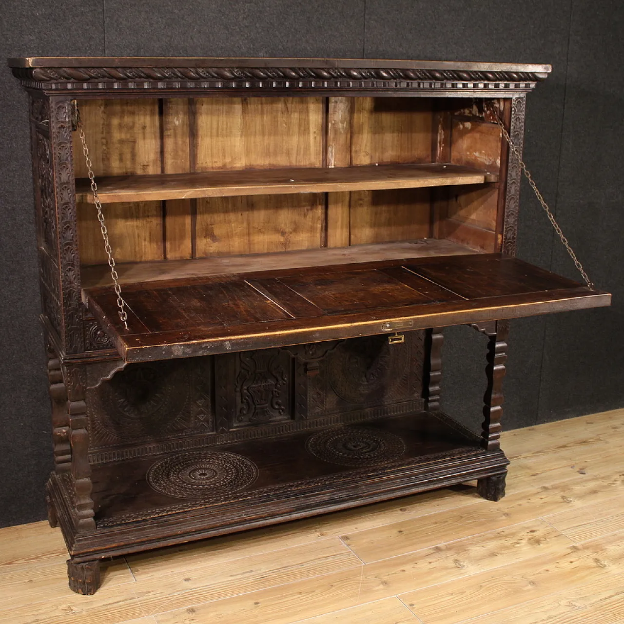 Great sideboard in carved dark wood, 20th century 1