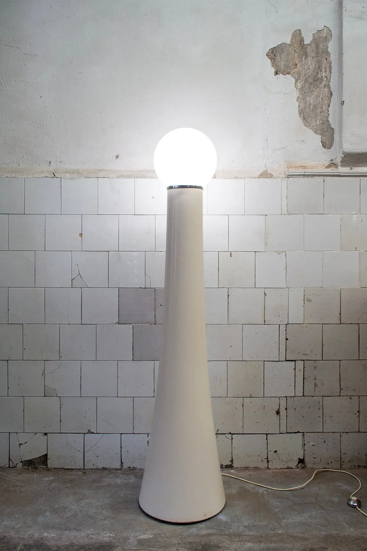 Lampada da terra di Annig Sarian per Kartell, anni '70 2