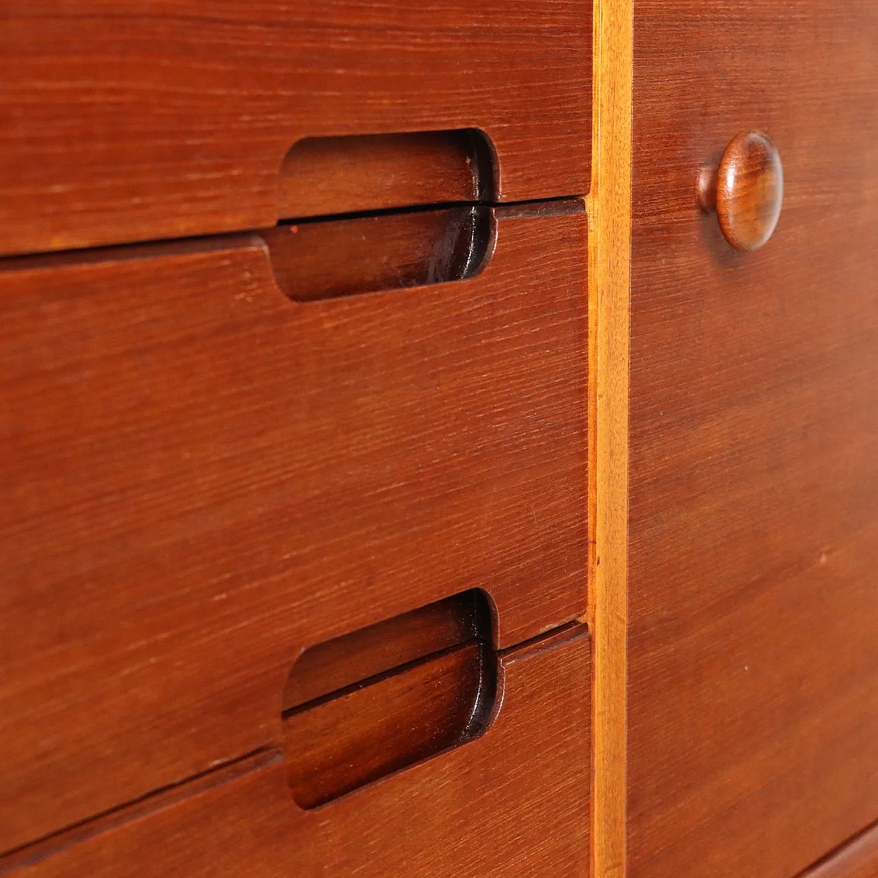 Credenza impiallacciata in teak, anni '60 5