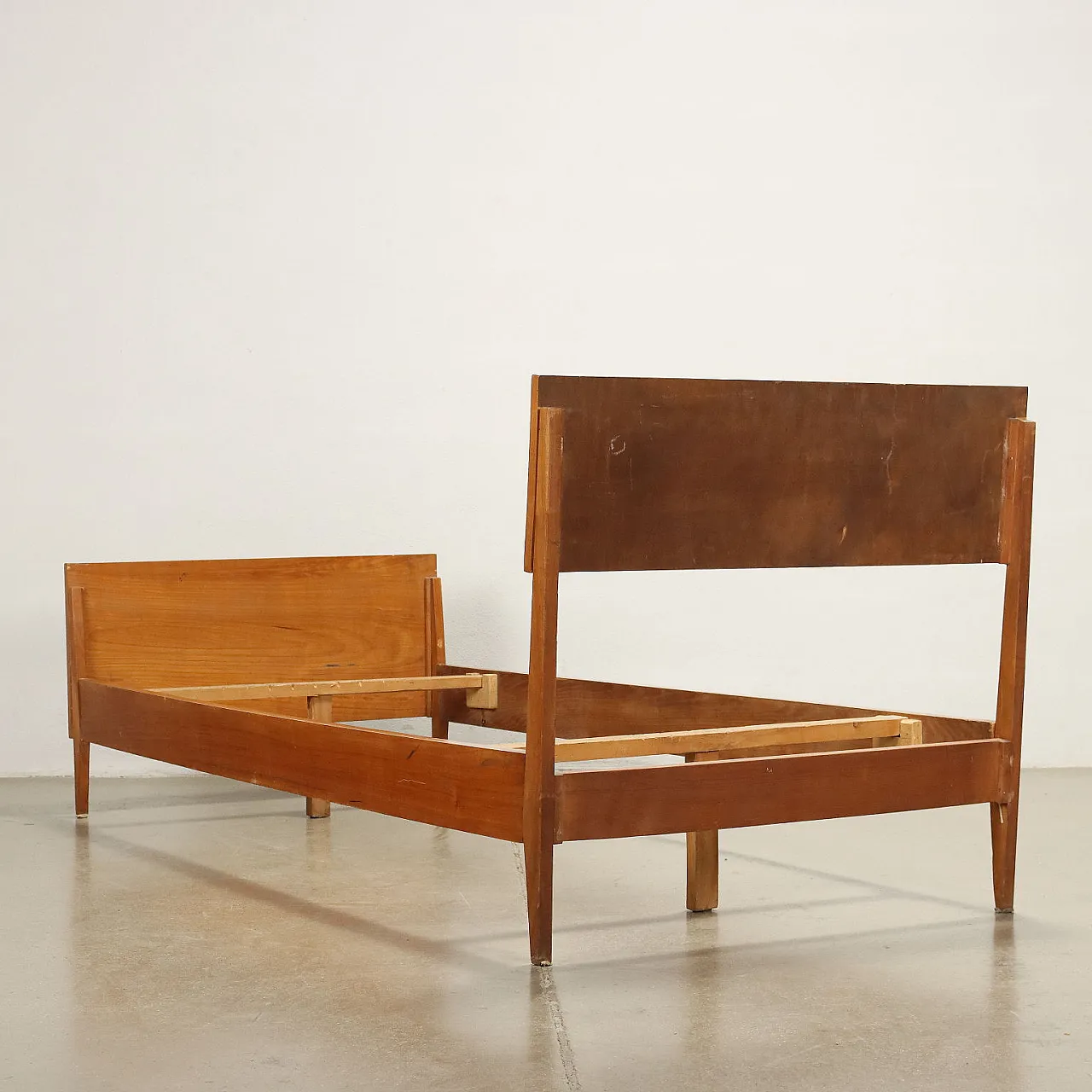 Letto singolo in legno impiallacciato frassino, anni '50 8