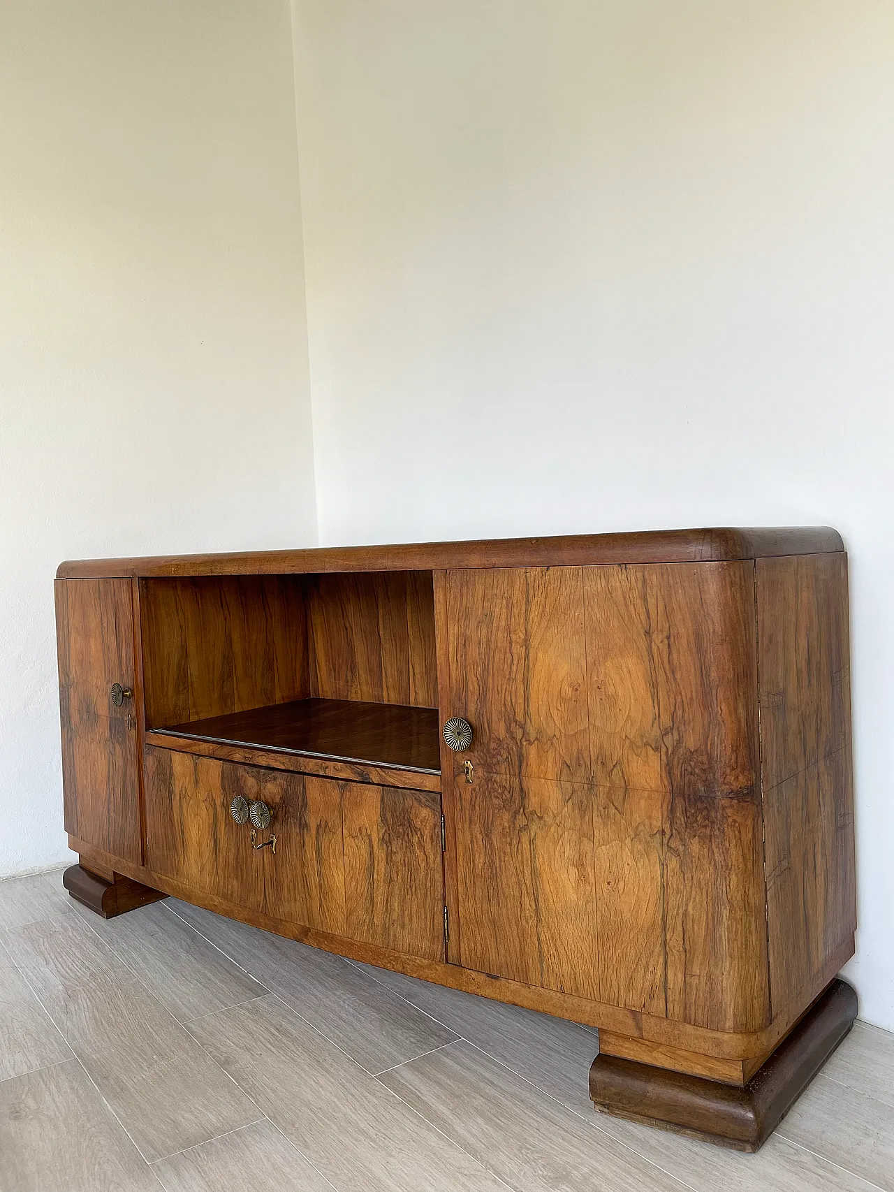 Italian Art deco sideboard, 1930s 12