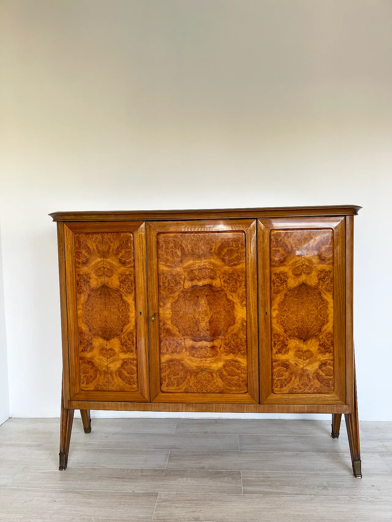 Mid-century Cantu burl walnut by AB Vighizzolo mobili , 60s 1