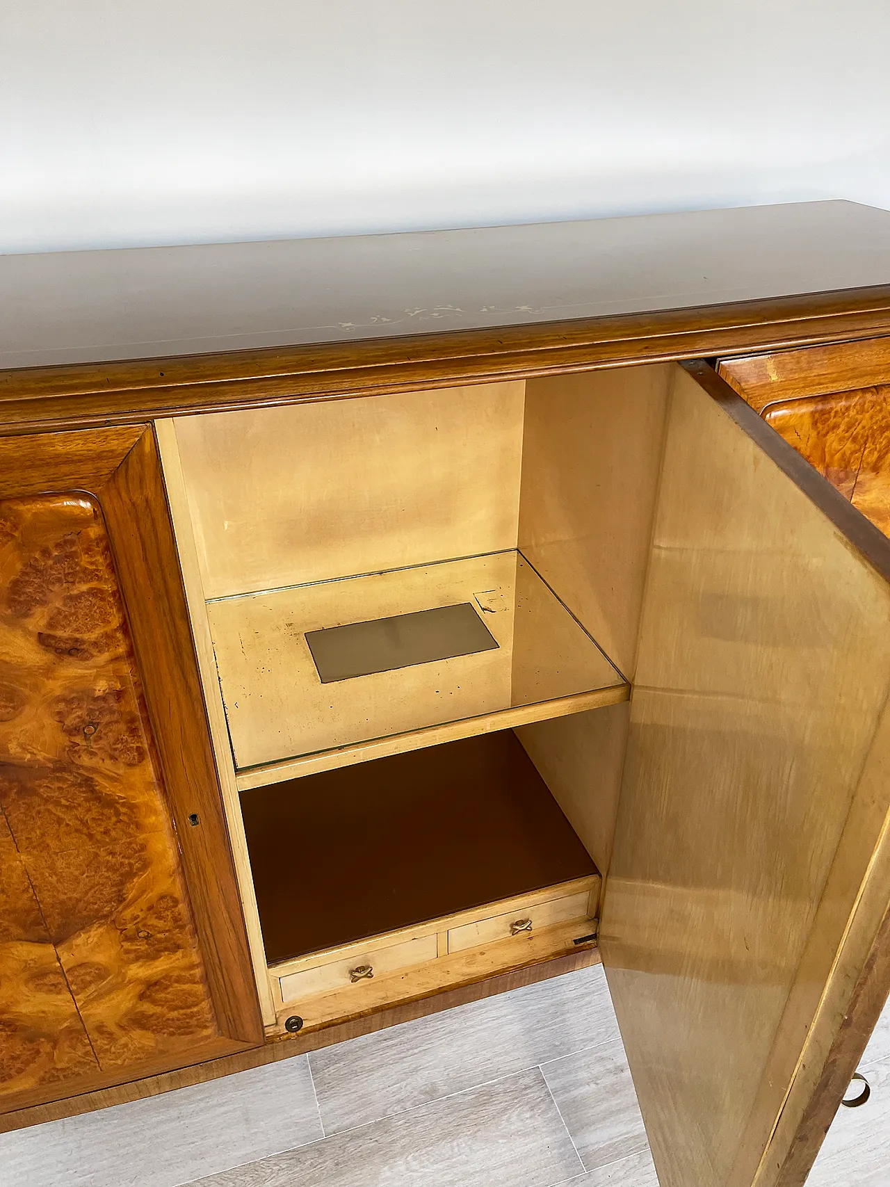 Mid-century Cantu burl walnut by AB Vighizzolo mobili , 60s 16