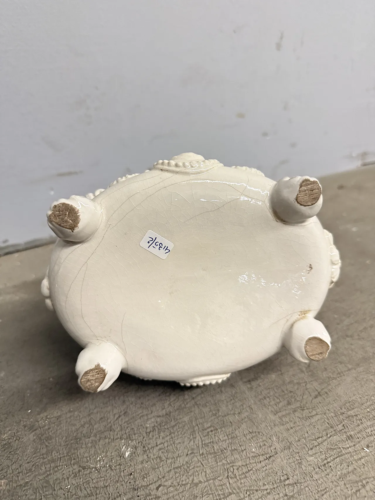 White enameled ceramic water heat, 19th century 3