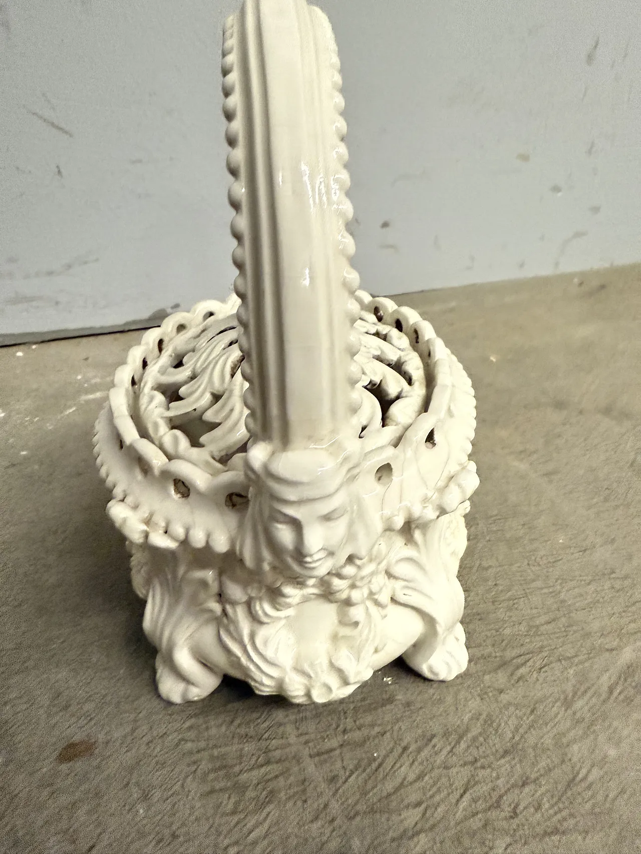 White enameled ceramic water heat, 19th century 4