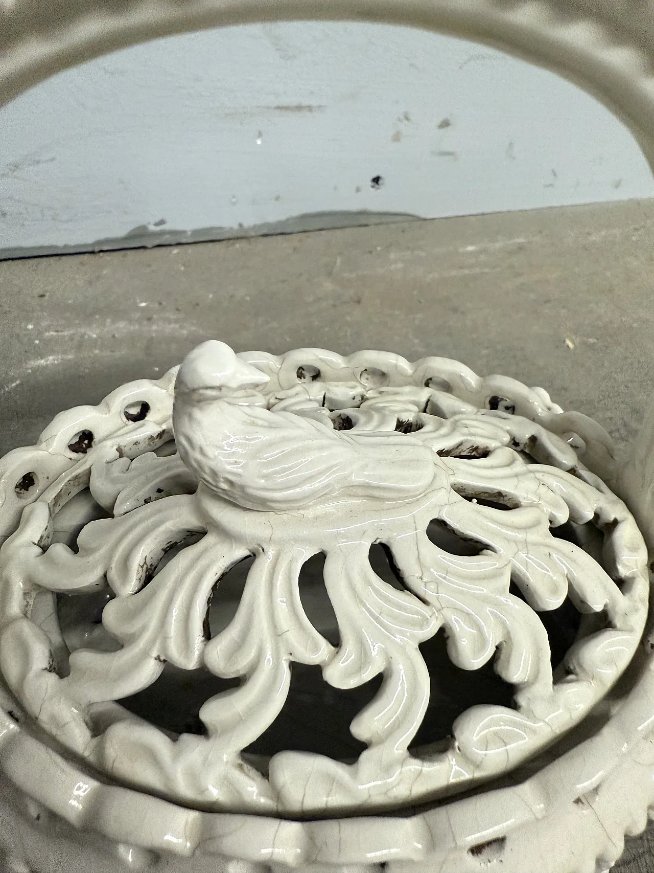 White enameled ceramic water heat, 19th century 7